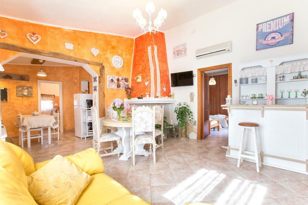 Casa Vacanze La Guzzetta Ranch Villa Canaglia Exterior foto