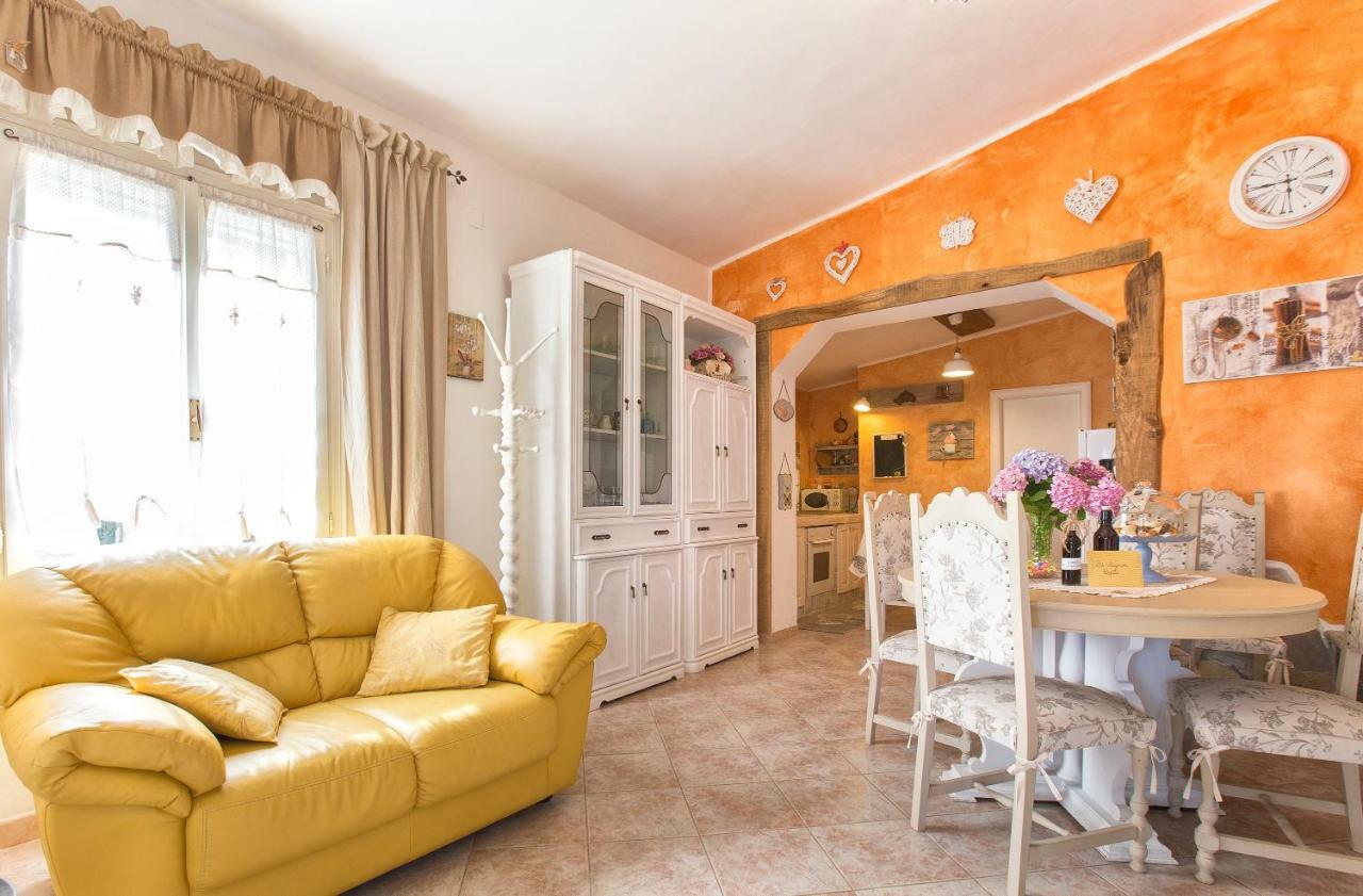 Casa Vacanze La Guzzetta Ranch Villa Canaglia Exterior foto